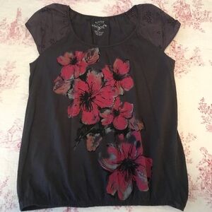 Sonoma Floral Top with Eyelet Sleeves